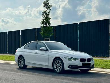 BMW 320i 20i SPORT LINE (CKD) in Johor Bahru, JHR