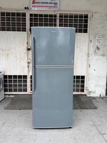2-door fridge refrigerator Hitachi 335-L