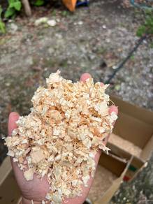 Habuk Kayu Pine / Shredded Wood