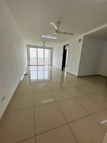 Condominium For Sale in Suasana Lumayan