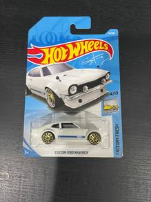 Hot Wheels Custom Ford Maverick