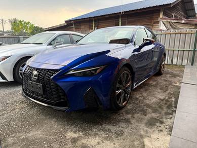 Lexus IS 300 F-SPORT in Cheras, KUL