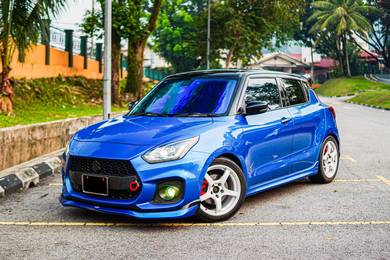 Suzuki Swift SPORT in Desa Petaling, KUL