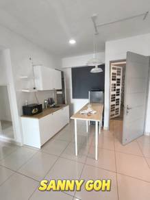 Condominium For Rent in Tropicana Bay Residences @ PWC
