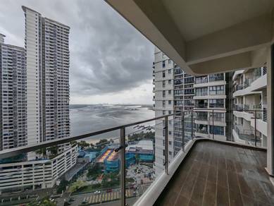 Condominium For Sale in AmberSide @ Country Garden Danga Bay