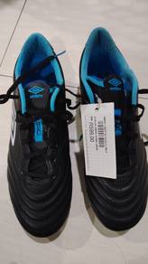 Kasut Bola Umbro Tocco Pro Fg