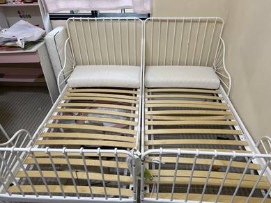 Minnen Ikea Bed