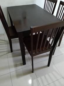 Classy Glory Modern Design Solid Wood Dining Table