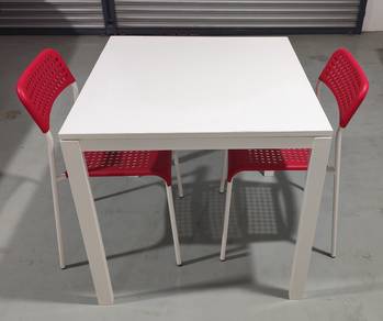 Meja + Kerusi IKEA 