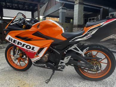 Honda CBR150R