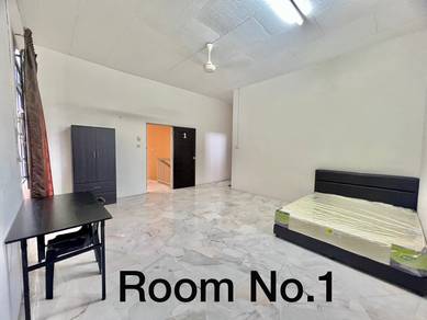 Room in Kluang, JHR