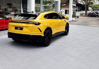 Lamborghini Urus in Glenmarie, SGR
