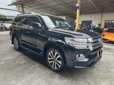 Toyota Land Cruiser V8 in Kajang, SGR