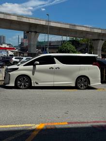 Toyota Alphard 2.5 SC in Desa ParkCity, KUL