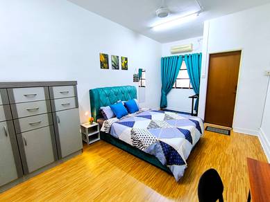 Room in Kuantan, PHG