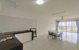 Apartment For Rent in Hijauan Heights