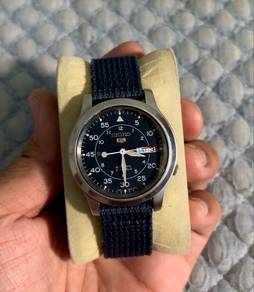 Seiko 5 Automatic Military SNK807K2 Original 100%