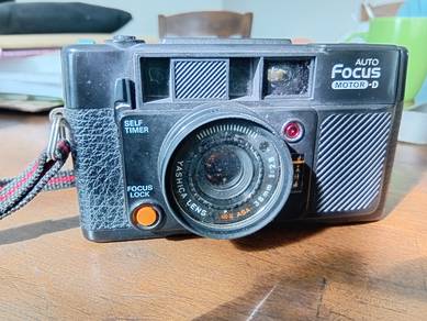 Yashica Automatic 35mm Film Point and Shoot Camera