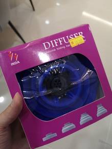 Silicone folding hair dryer tool