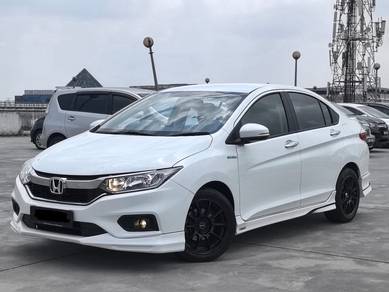 Honda City HYBRID in Bandar Puteri Puchong, SGR