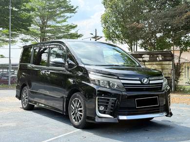 2017 Toyota Voxy ZS KIRAMEKI II