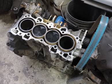HONDA EK9 B16B TYPE-R BLOCK Set YEAR 2000"