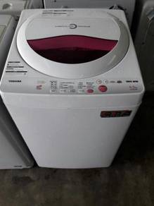 Toshiba Fully Mesin Basuh Auto Washing Machine Top