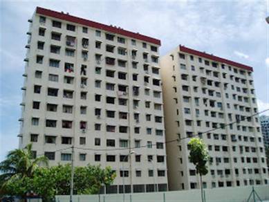 Condominium For Sale in Desa May