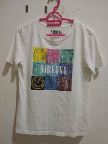 2019 nirvana band t shirt fits xs for kids