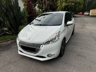Peugeot 208 S in Seri Kembangan, SGR