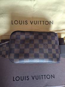 LOUIS VUITTON Messenger BAG For SALE
