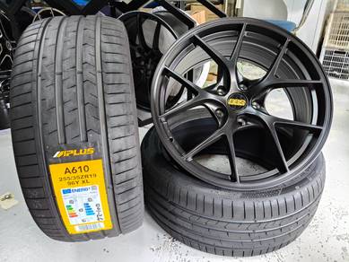 BMW E90 F30 F32 X1 E84 19" Rim + Tayar Baru R258