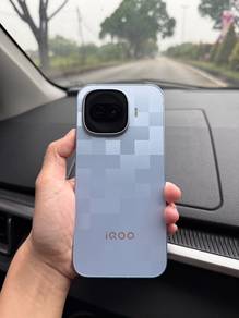 Vivo Iqoo 15R 256gb global set used 2month only