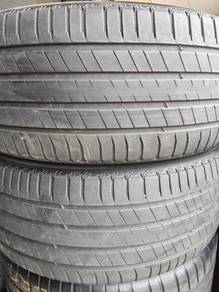 2nd Tyre 255/45/20 Michelin Latitude 3 2023 75%