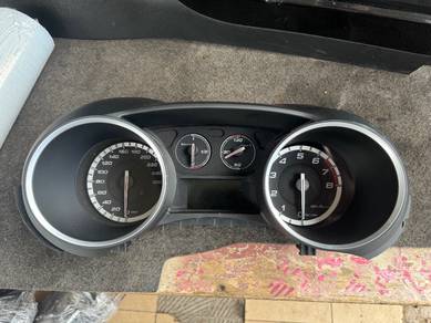 No 30-11-12 Alfa Romeo Giulietta Meter