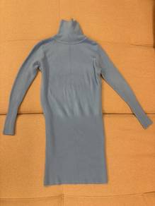 Blue high-collar knitted dress
