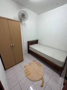 Room in Subang Bestari, SGR
