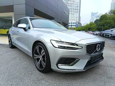 2022 Volvo V60 RECHARGE T8
