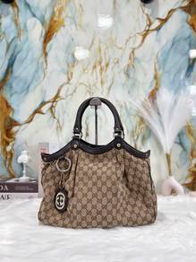 GUCCI Sukey GG Canvas Tote