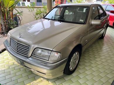 Mercedes Benz C200 200 ELEGANCE (CKD) in Petaling Jaya, SGR