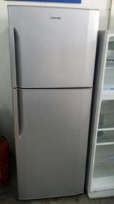 Fridge Refrigerator Hitachi Silver Peti 2 Pintu