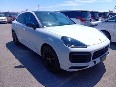 Porsche Cayenne GTS in Taman Tun Dr Ismail, KUL