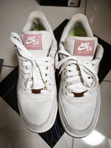 Nikw Air Force 1 limited edition sneakers size US7