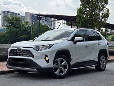 Toyota Rav 4 2.5L in Serdang, SGR