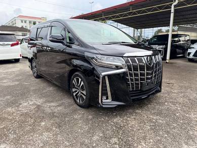Toyota Alphard SC in Kuching, SWK