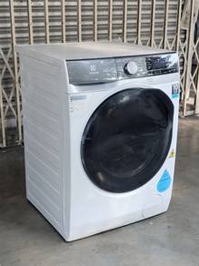 Electrolux 2in1 front load hot washer dryer 11/7,k