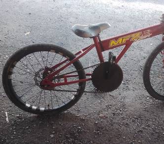 basikal merah