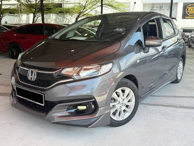 Honda Jazz E in Seri Kembangan, SGR