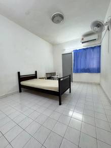 Room in Mutiara Damansara, SGR