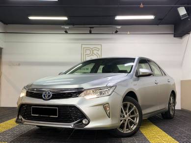 Toyota Camry HYBRID LUXURY in Cheras, KUL